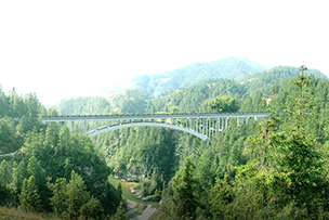 梵凈山環(huán)線公路壩溪大橋